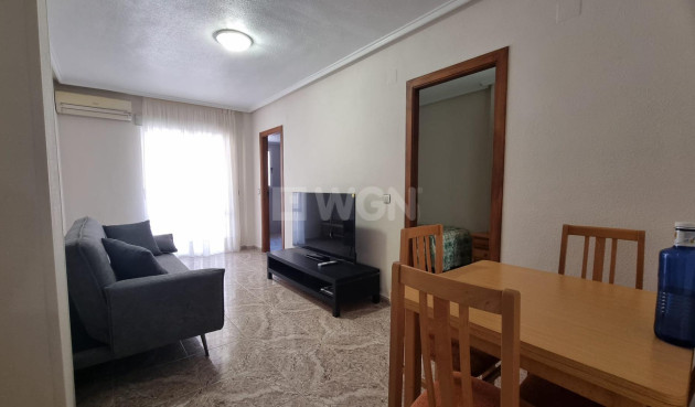 Odsprzedaż - Mieszkanie w bloku - Torrevieja - Acequion