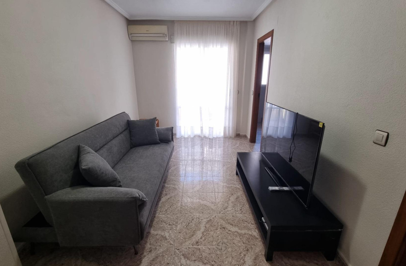 Odsprzedaż - Mieszkanie w bloku - Torrevieja - Acequion
