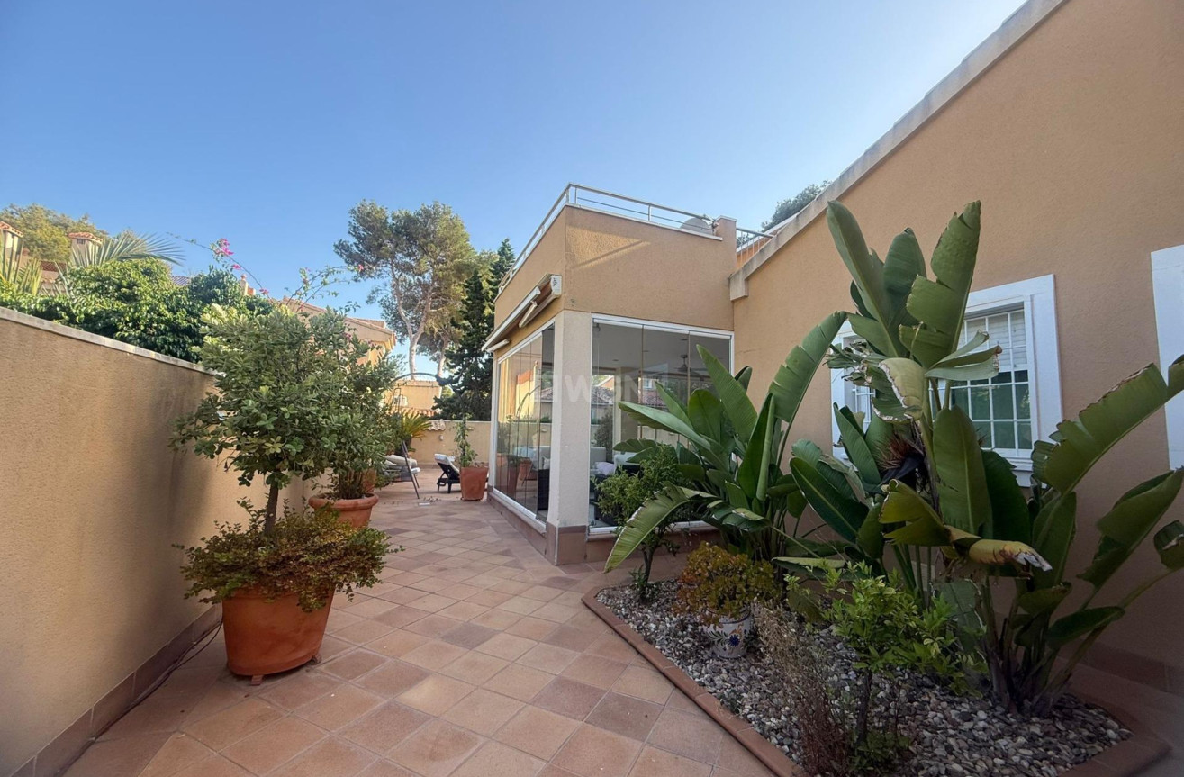 Resale - Townhouse - Orihuela Costa - Altos De Campoamor