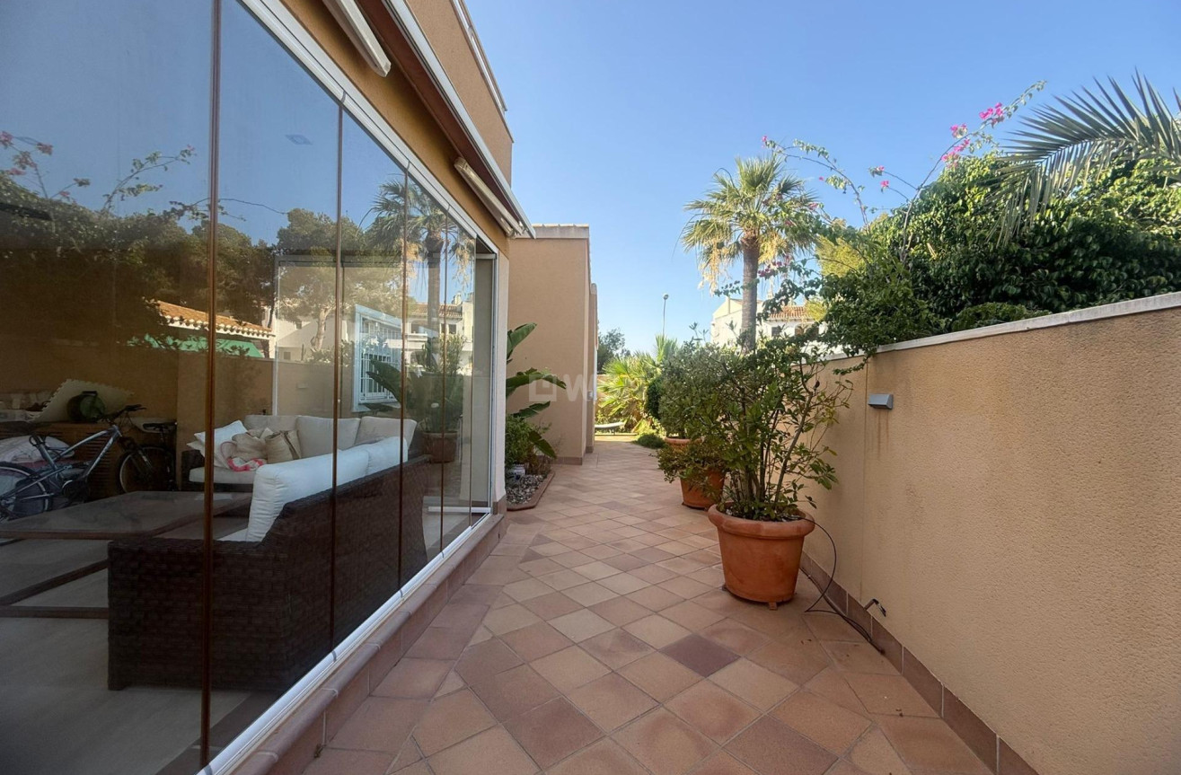 Resale - Townhouse - Orihuela Costa - Altos De Campoamor