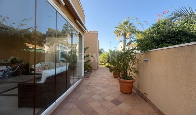 Resale - Townhouse - Orihuela Costa - Altos De Campoamor