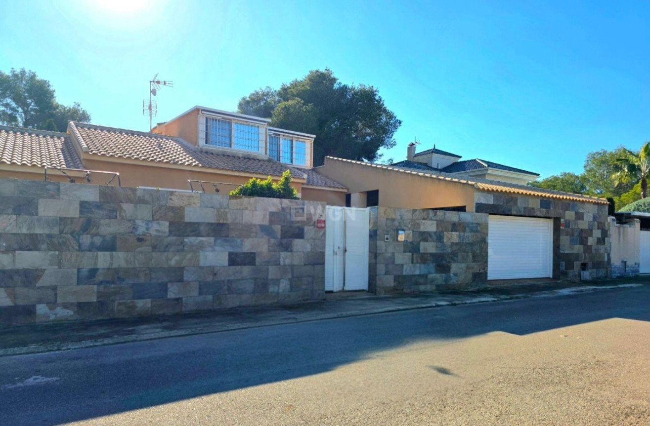 Resale - Townhouse - Orihuela Costa - Altos De Campoamor