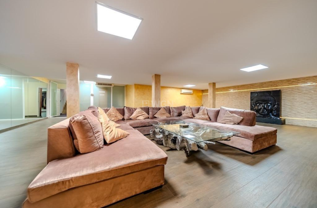 Odsprzedaż - Villa - Torrevieja - Torre La Mata
