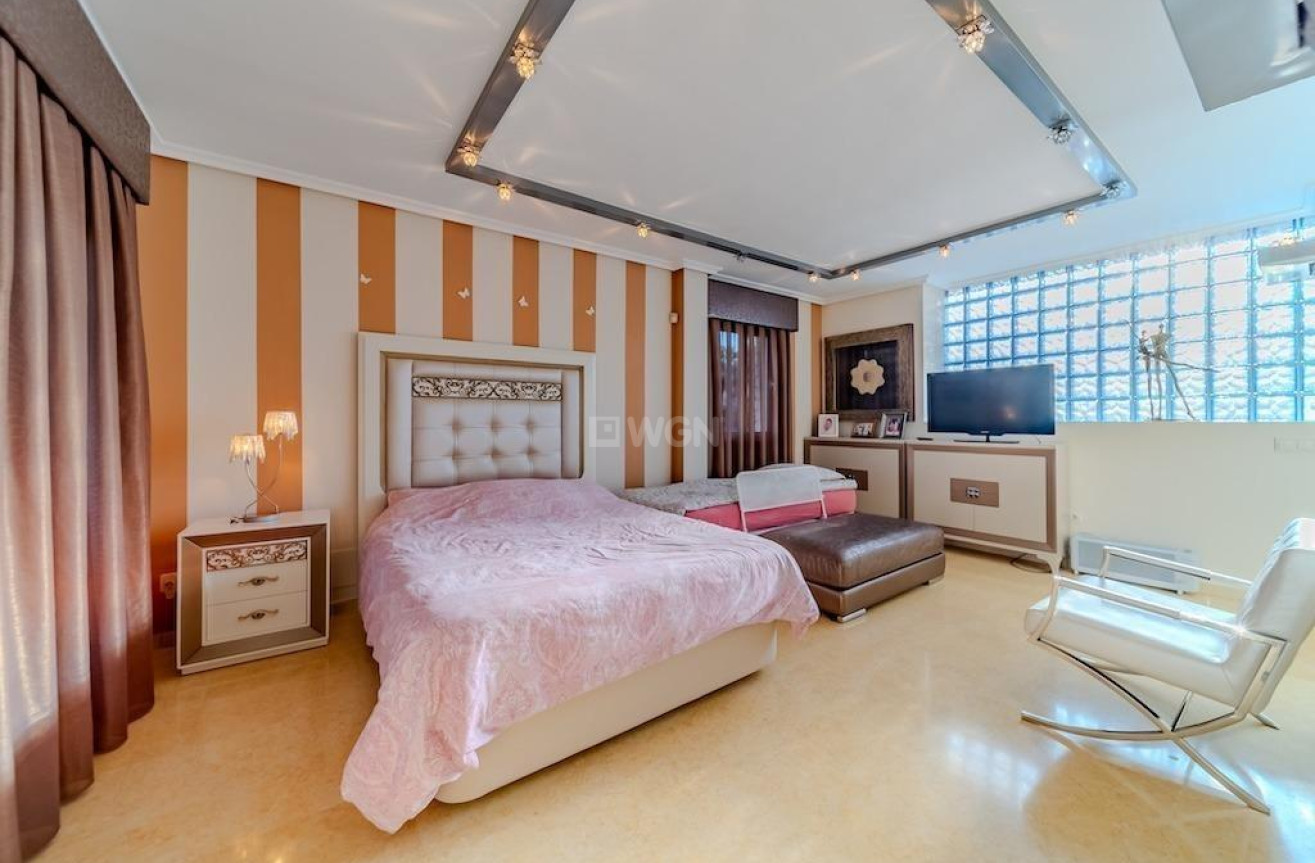 Odsprzedaż - Villa - Torrevieja - Torre La Mata