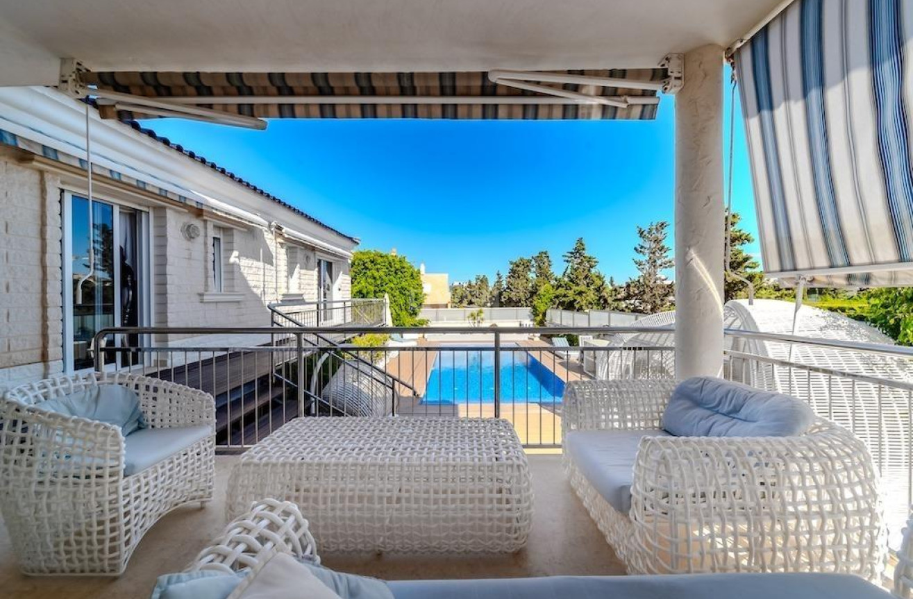 Odsprzedaż - Villa - Torrevieja - Torre La Mata