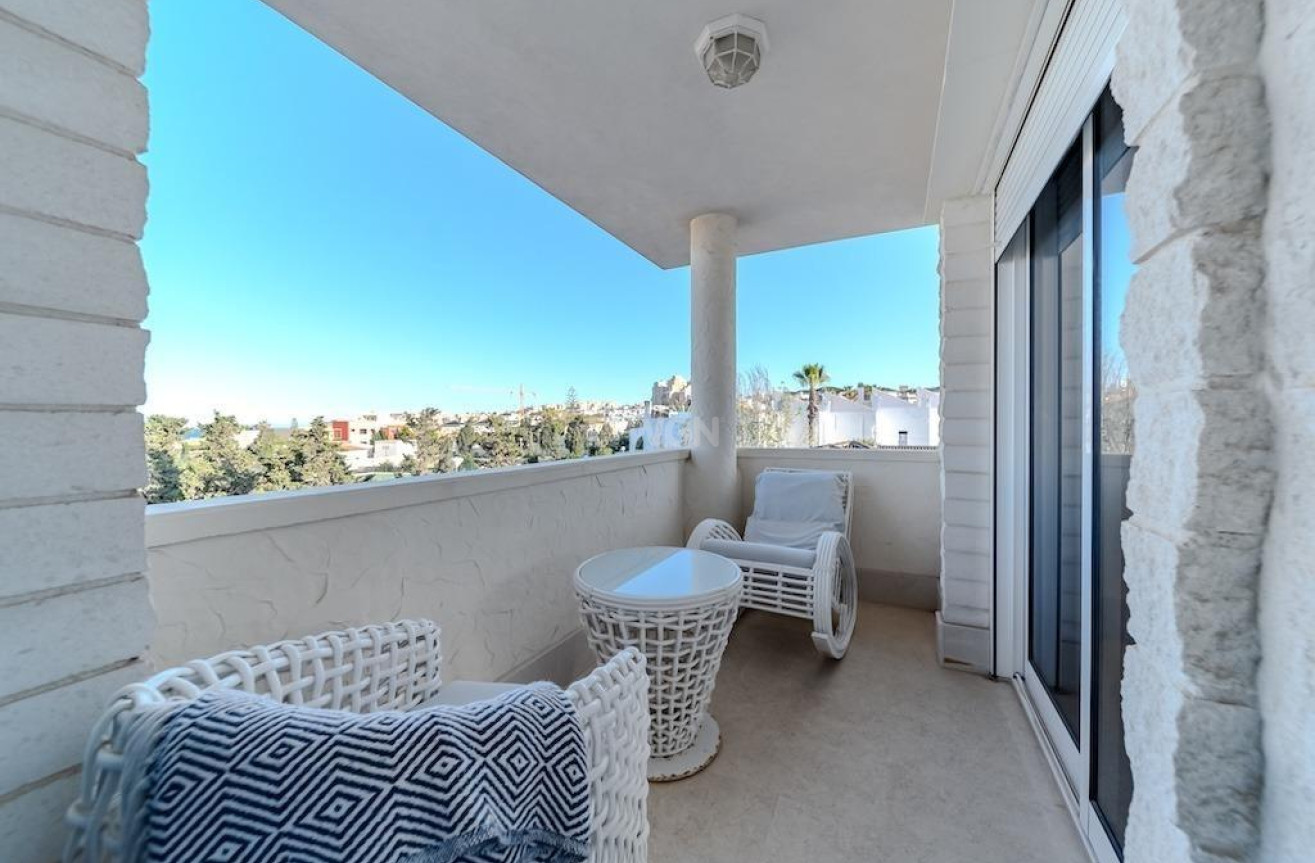 Odsprzedaż - Villa - Torrevieja - Torre La Mata