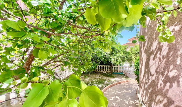 Resale - Villa - Torrevieja - Los Balcones - Los Altos del Edén