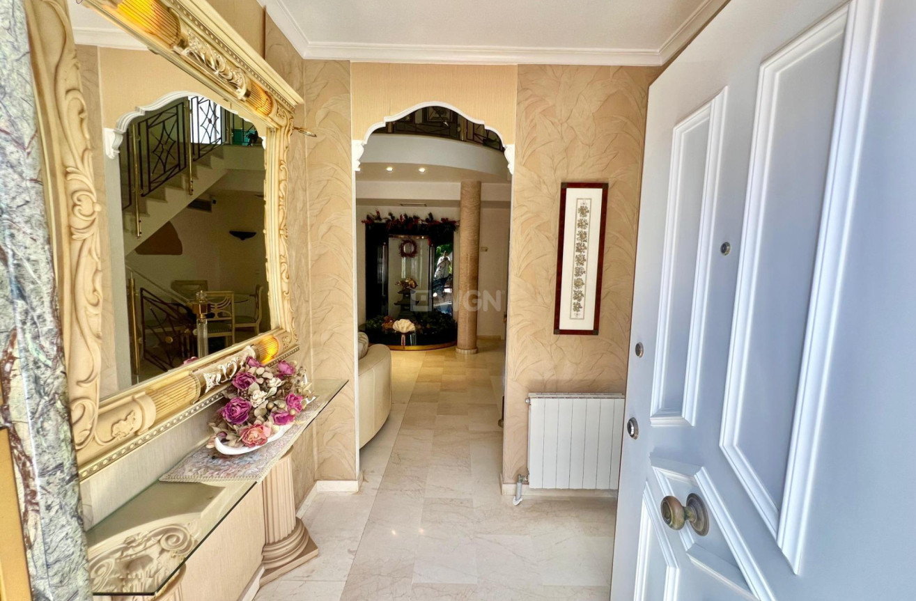 Resale - Villa - Torrevieja - Los Balcones - Los Altos del Edén