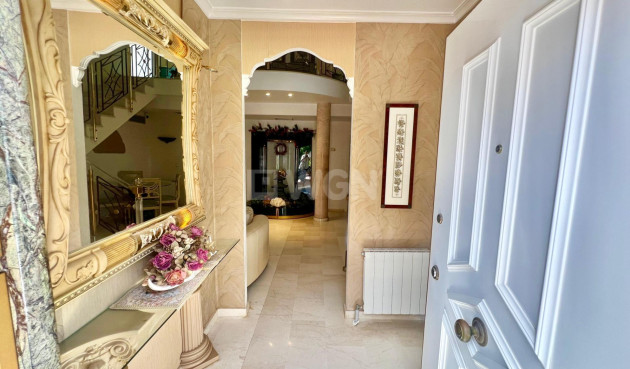 Resale - Villa - Torrevieja - Los Balcones - Los Altos del Edén