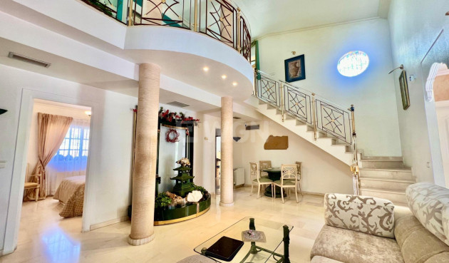 Resale - Villa - Torrevieja - Los Balcones - Los Altos del Edén