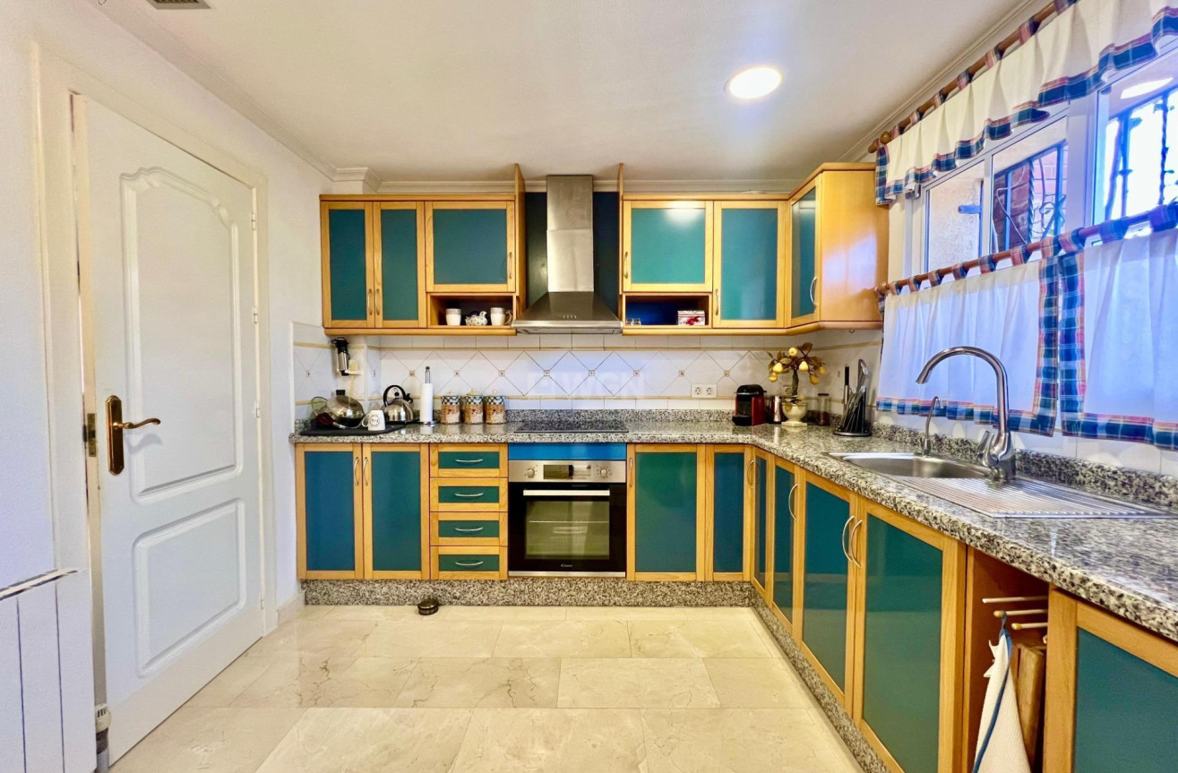 Resale - Villa - Torrevieja - Los Balcones - Los Altos del Edén