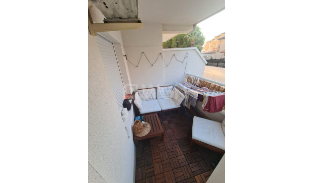 Odsprzedaż - Mieszkanie w bloku - Orihuela Costa - Campoamor