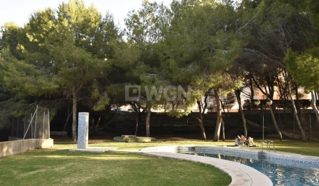 Odsprzedaż - Mieszkanie w bloku - Orihuela Costa - Campoamor