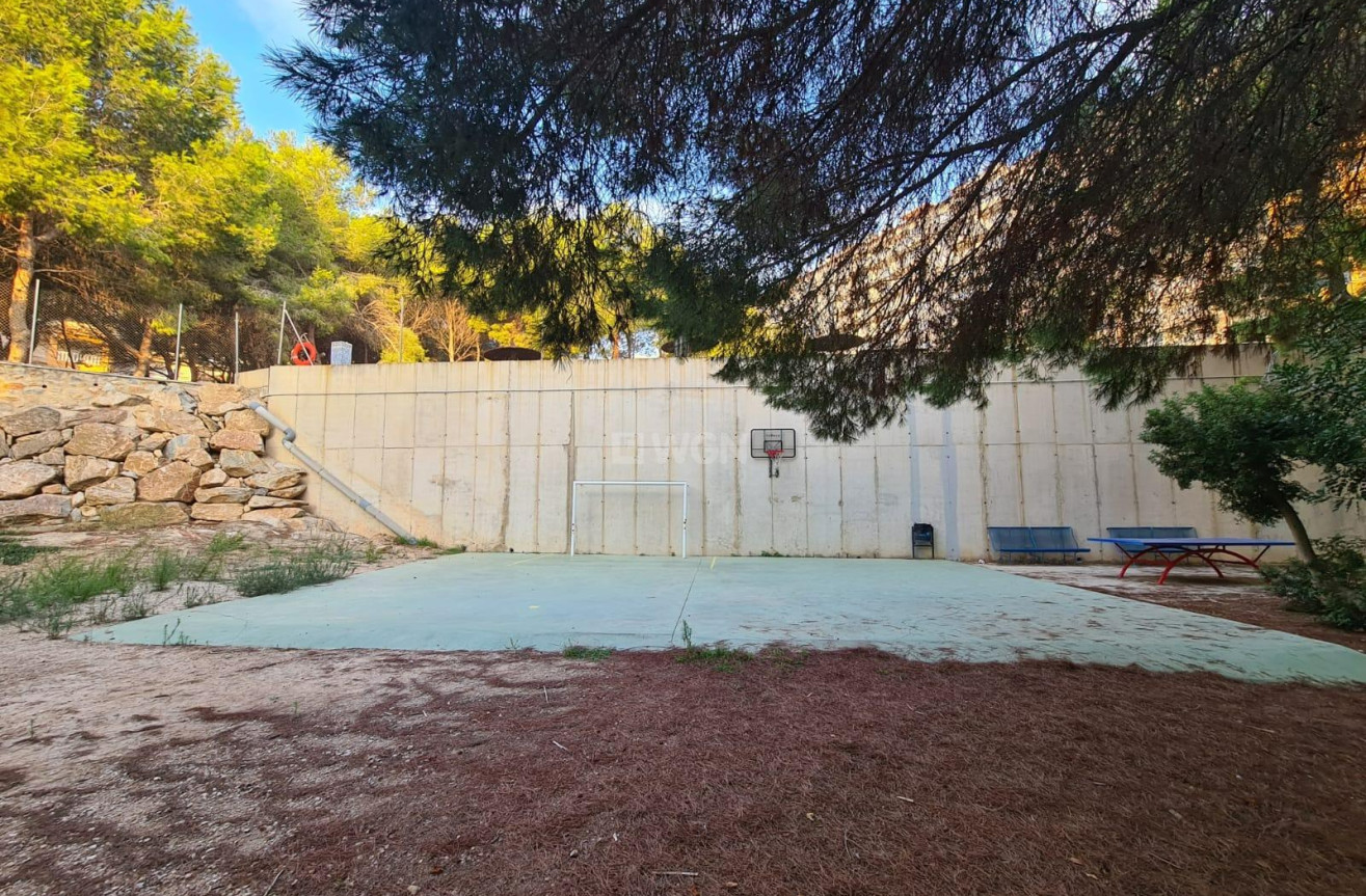 Odsprzedaż - Mieszkanie w bloku - Orihuela Costa - Campoamor
