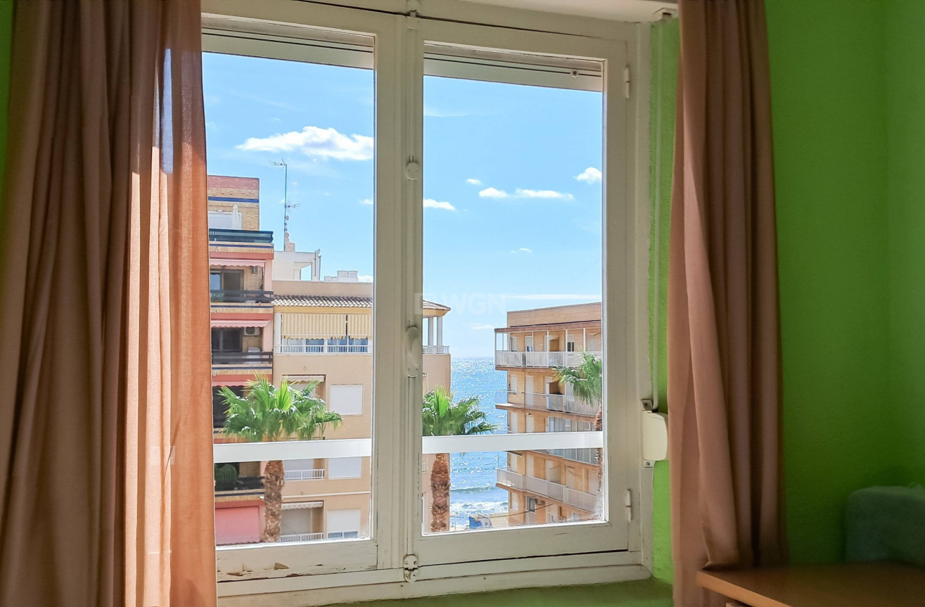 Odsprzedaż - Daszek - Torrevieja - Playa De Los Naufragos