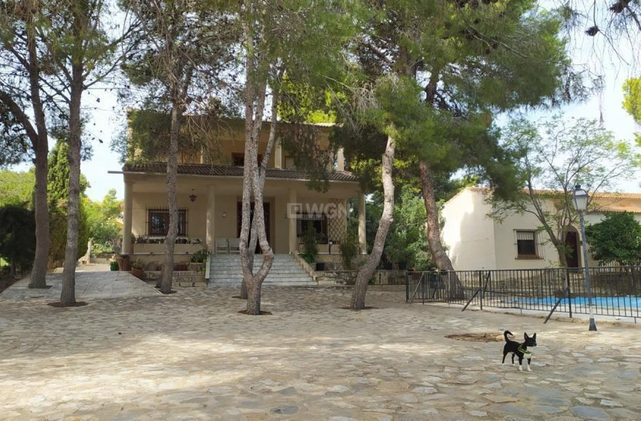 Odsprzedaż - Villa - Torrevieja - Los Balcones