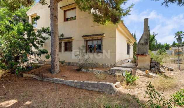 Odsprzedaż - Villa - Torrevieja - Los Balcones