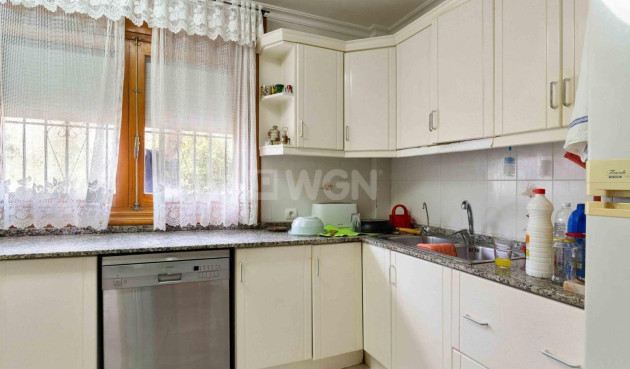 Odsprzedaż - Villa - Torrevieja - Los Balcones