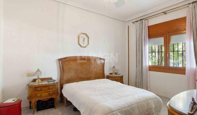 Odsprzedaż - Villa - Torrevieja - Los Balcones