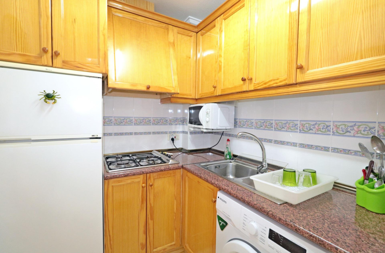 Odsprzedaż - Mieszkanie w bloku - Torrevieja - Acequion