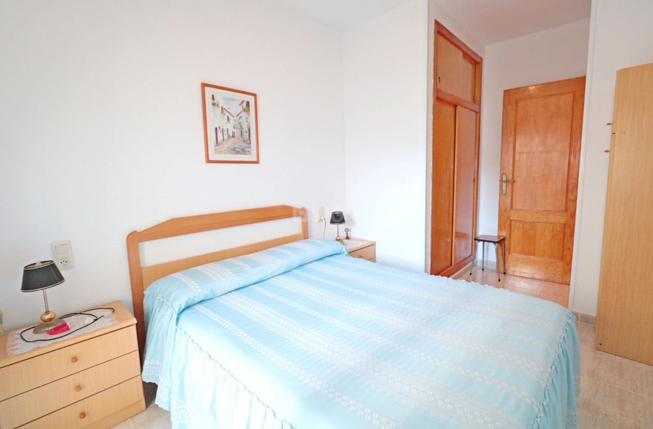 Odsprzedaż - Mieszkanie w bloku - Torrevieja - Acequion