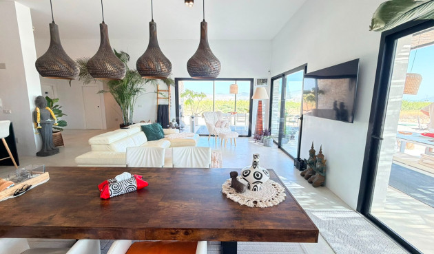 Odsprzedaż - Villa - Pinoso - Inland