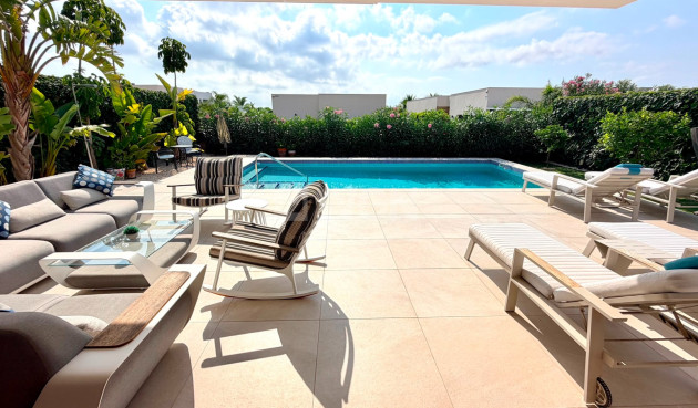 Reventa - Villa - Los Montesinos - Costa Blanca