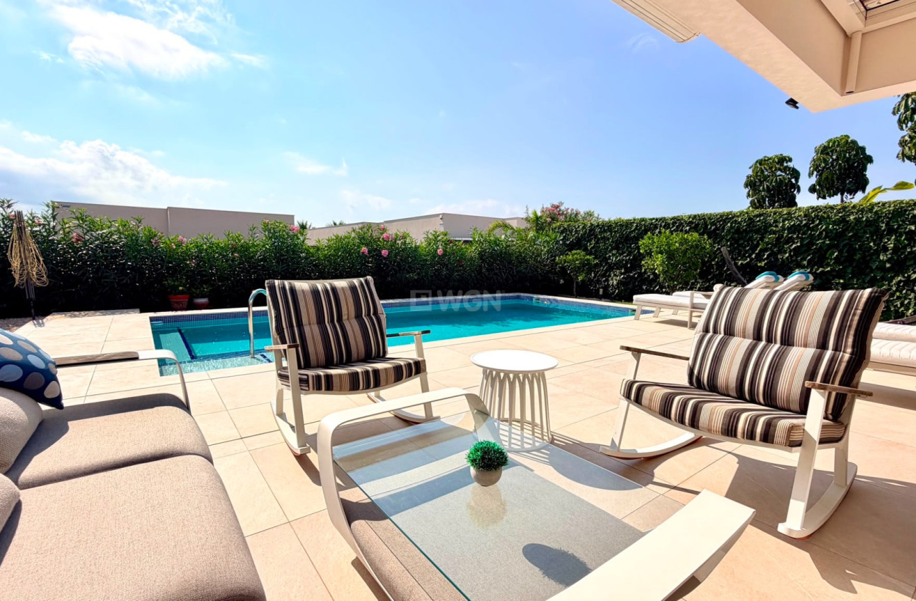 Reventa - Villa - Los Montesinos - Costa Blanca