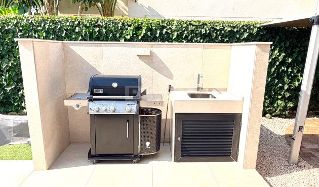 Reventa - Villa - Los Montesinos - Costa Blanca