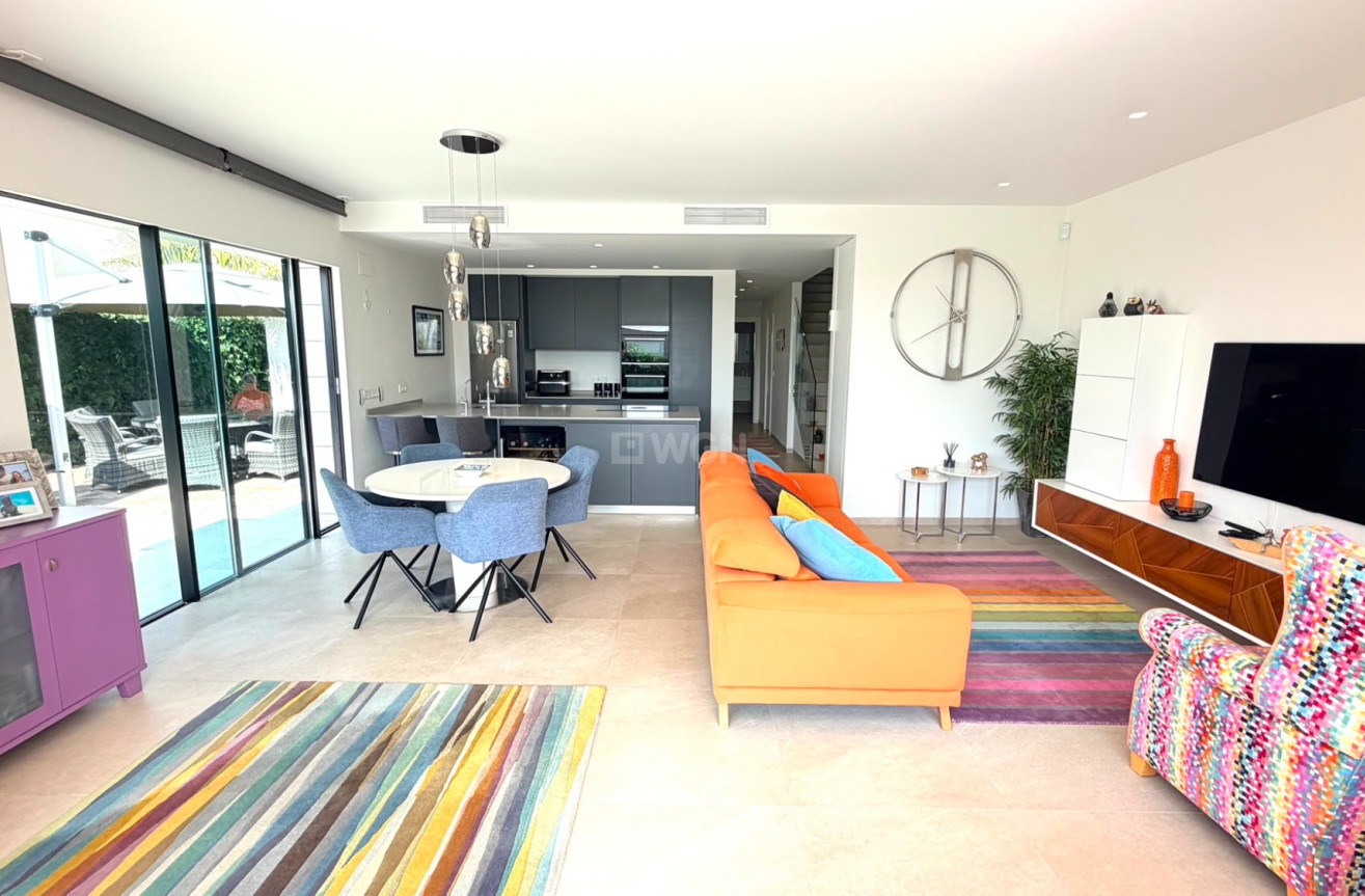 Reventa - Villa - Los Montesinos - Costa Blanca