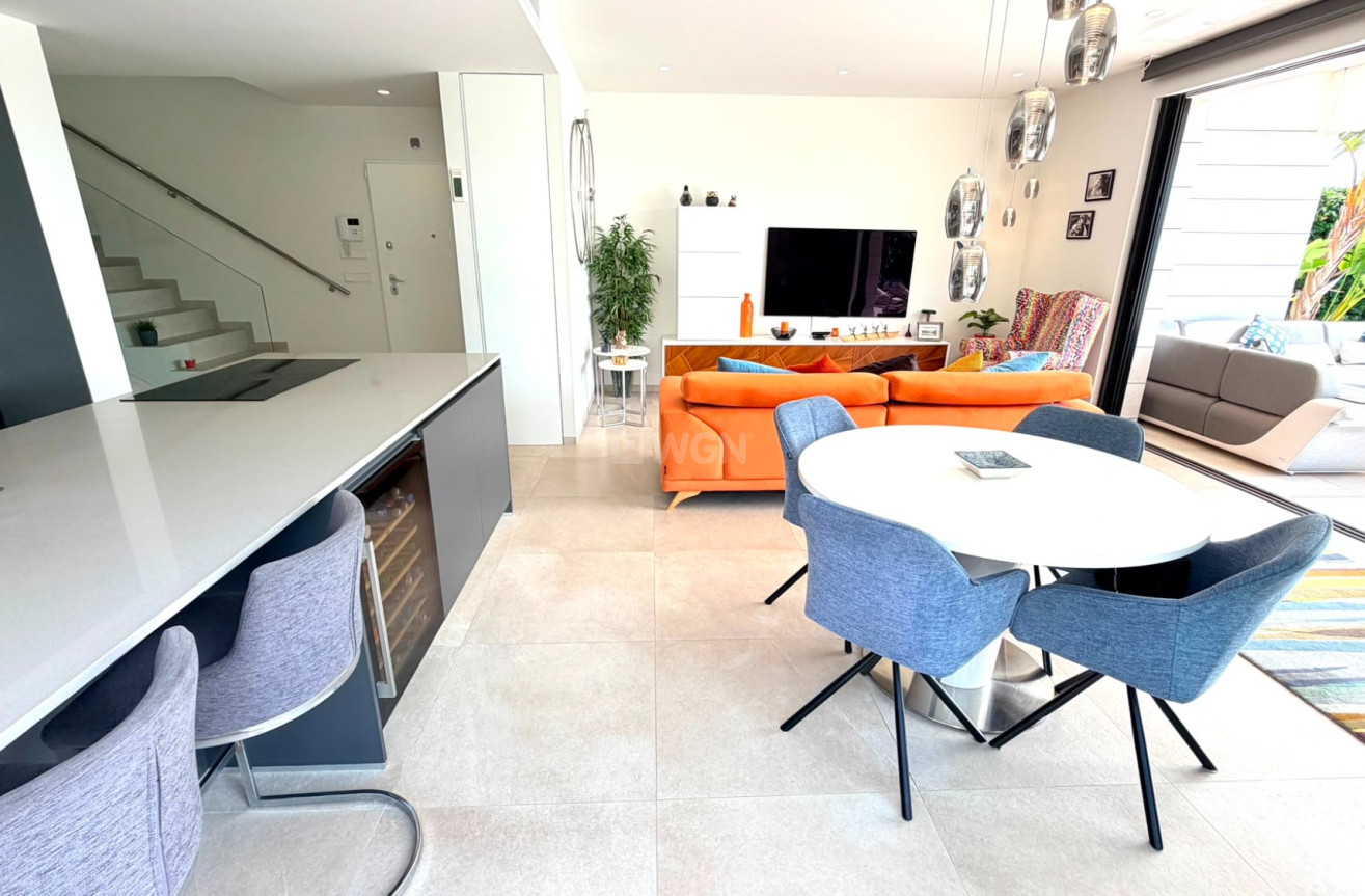 Reventa - Villa - Los Montesinos - Costa Blanca