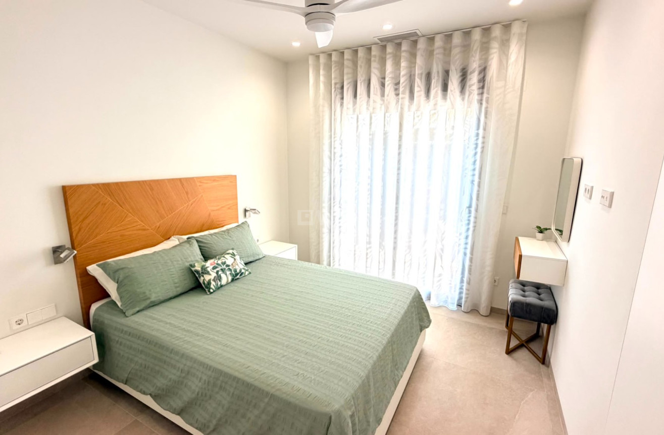 Reventa - Villa - Los Montesinos - Costa Blanca