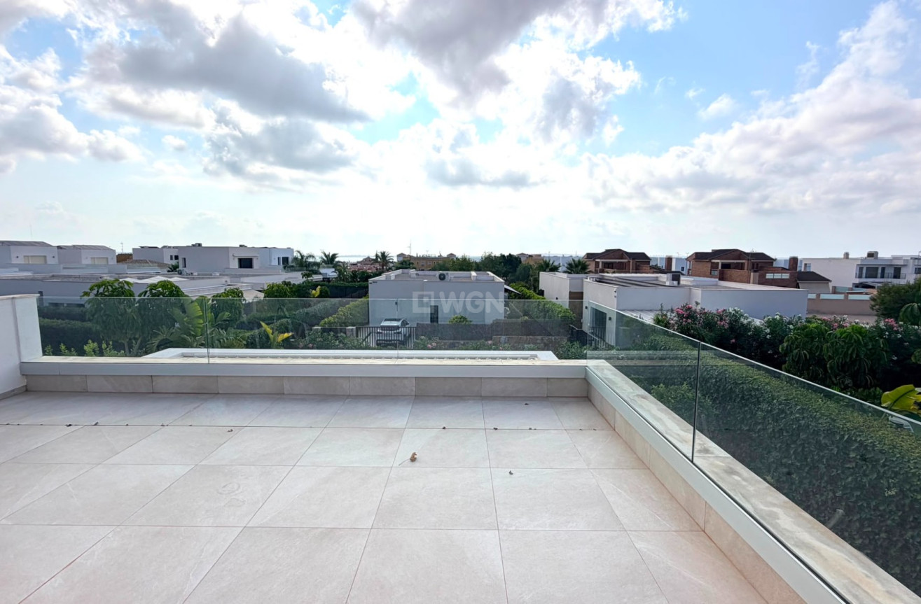 Reventa - Villa - Los Montesinos - Costa Blanca