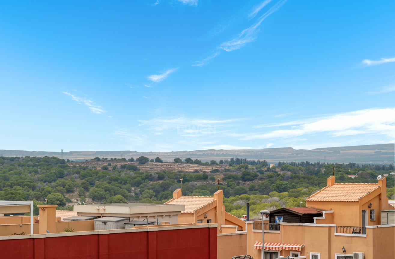 Odsprzedaż - Mieszkanie w bloku - Orihuela - Inland