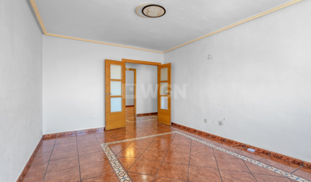 Odsprzedaż - Mieszkanie w bloku - Benijofar - Costa Blanca