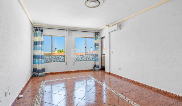 Odsprzedaż - Mieszkanie w bloku - Benijofar - Costa Blanca