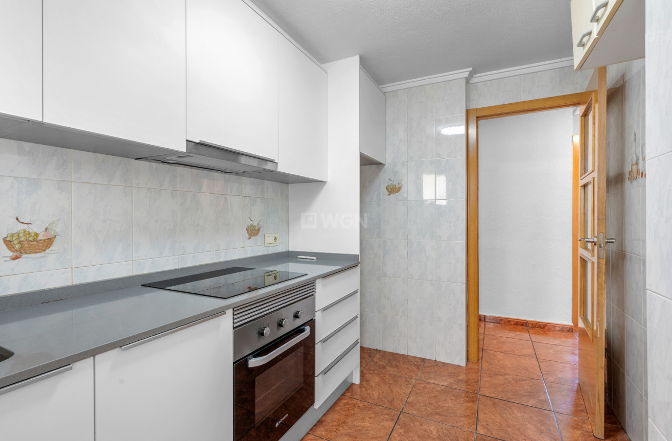 Odsprzedaż - Mieszkanie w bloku - Benijofar - Costa Blanca