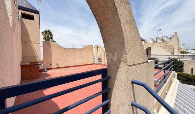 Odsprzedaż - Kamienica - Torrevieja - Carrefour