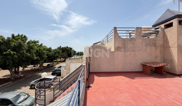 Odsprzedaż - Kamienica - Torrevieja - Carrefour