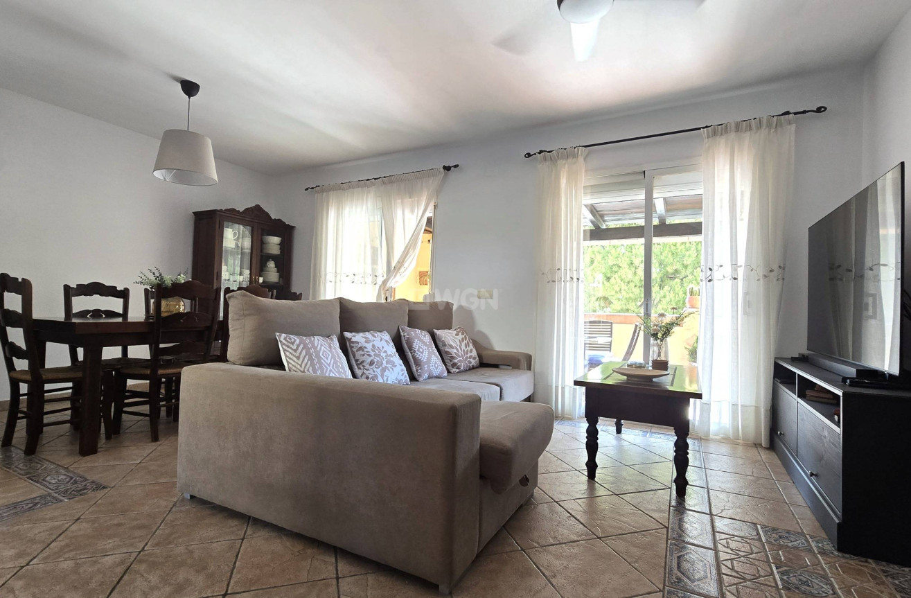 Resale - Villa - Estepona - Puerto Estepona