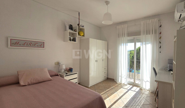 Resale - Villa - Estepona - Puerto Estepona