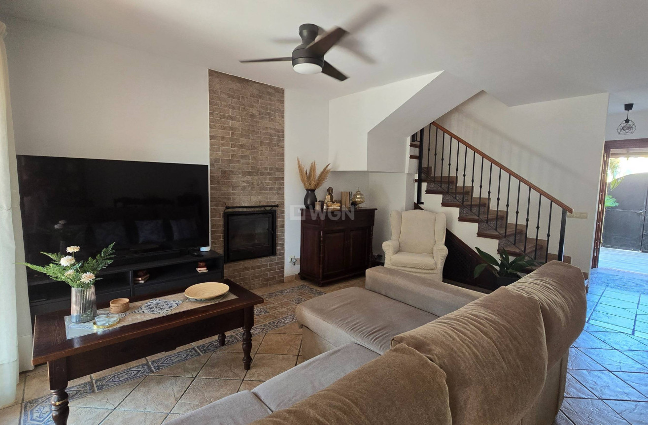 Resale - Villa - Estepona - Puerto Estepona