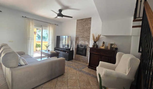 Resale - Villa - Estepona - Puerto Estepona