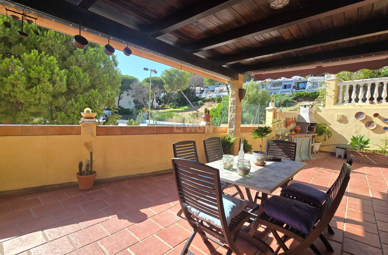 Resale - Villa - Estepona - Puerto Estepona