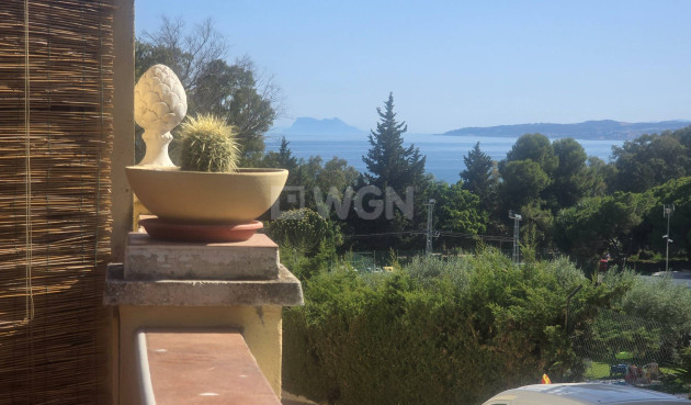 Resale - Villa - Estepona - Puerto Estepona