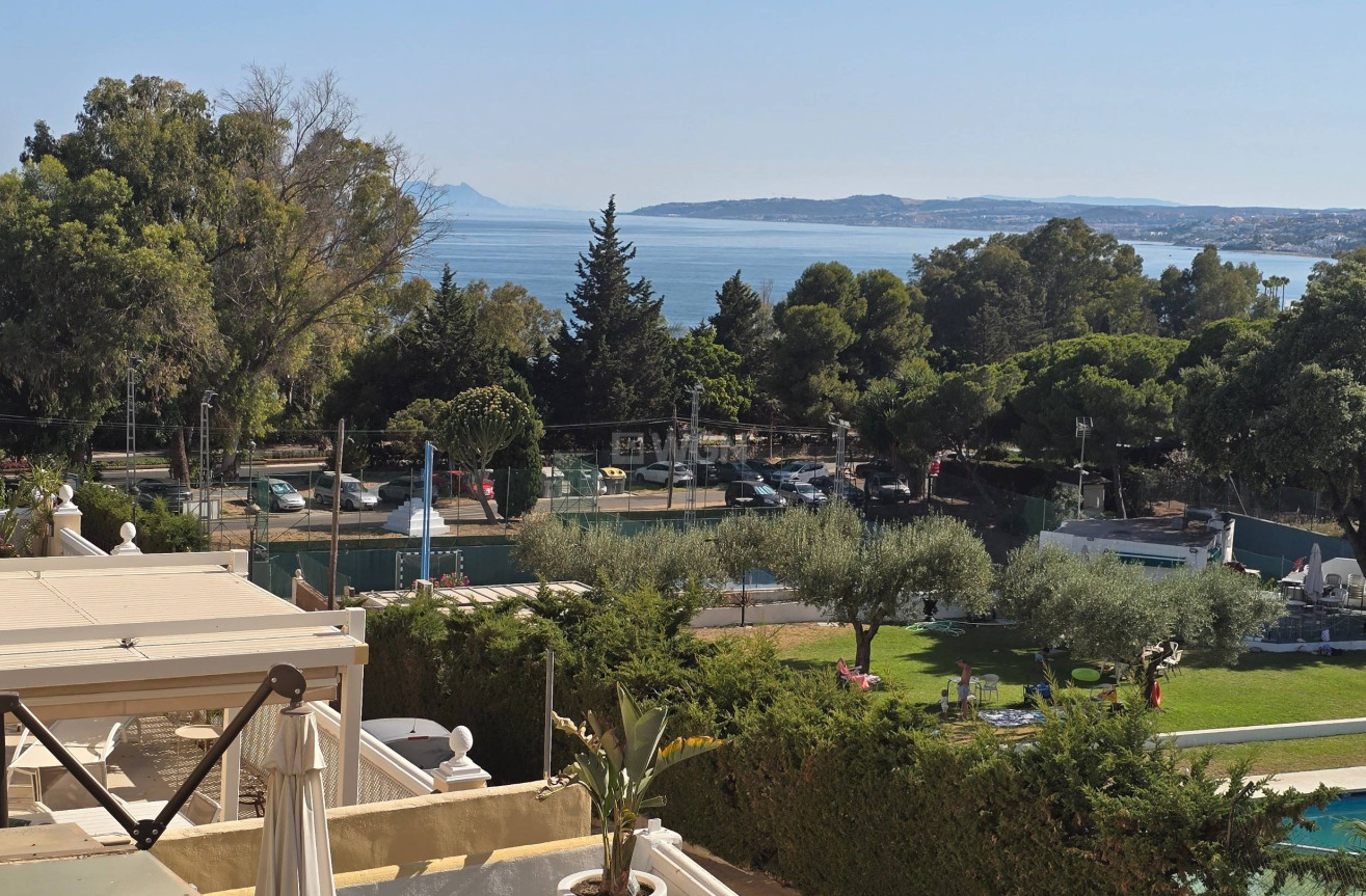 Resale - Villa - Estepona - Puerto Estepona