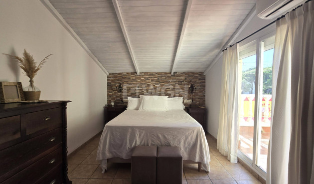 Resale - Villa - Estepona - Puerto Estepona