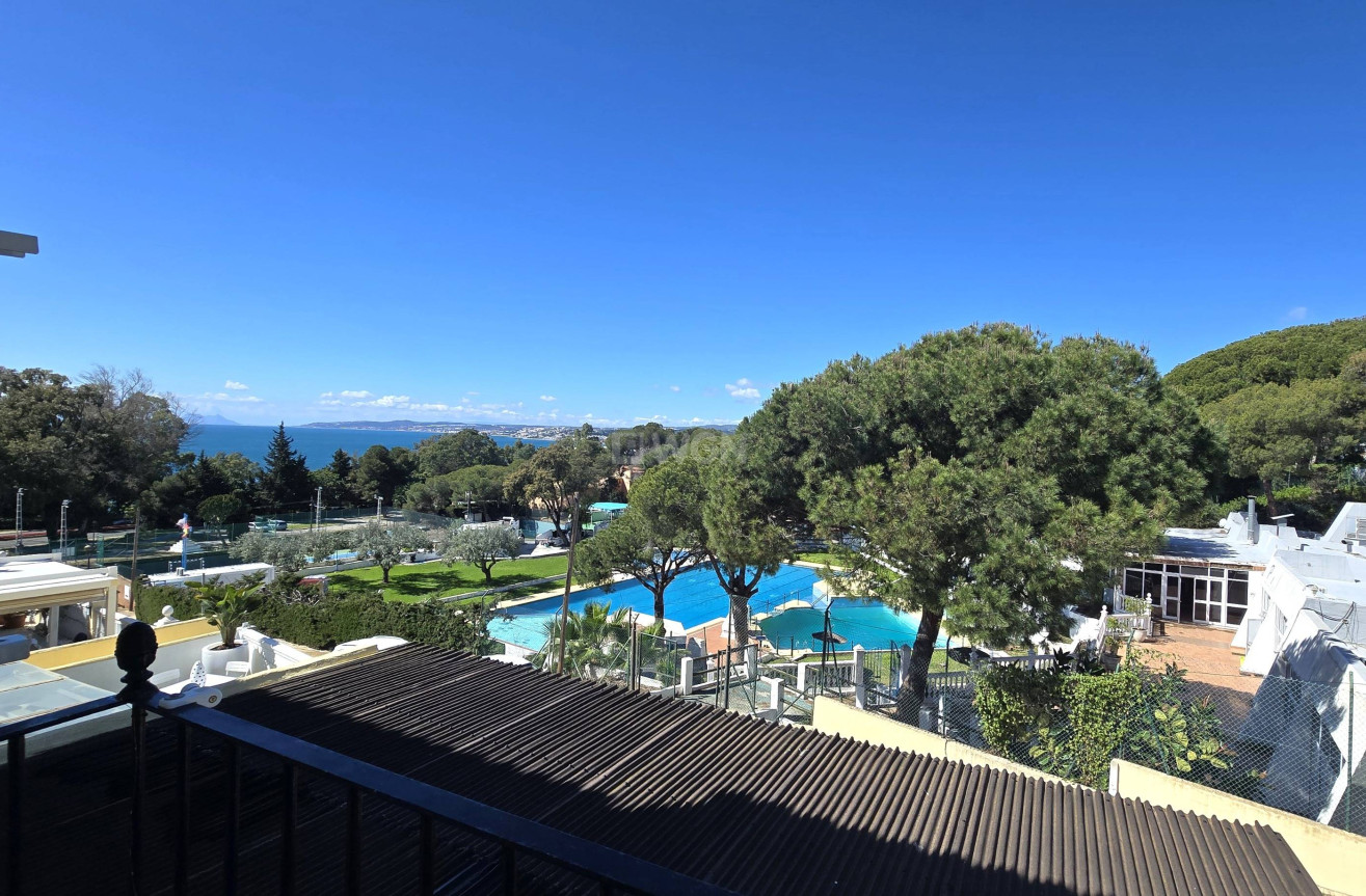 Resale - Villa - Estepona - Puerto Estepona