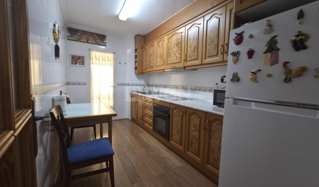 Odsprzedaż - Mieszkanie w bloku - Torrevieja - Acequion