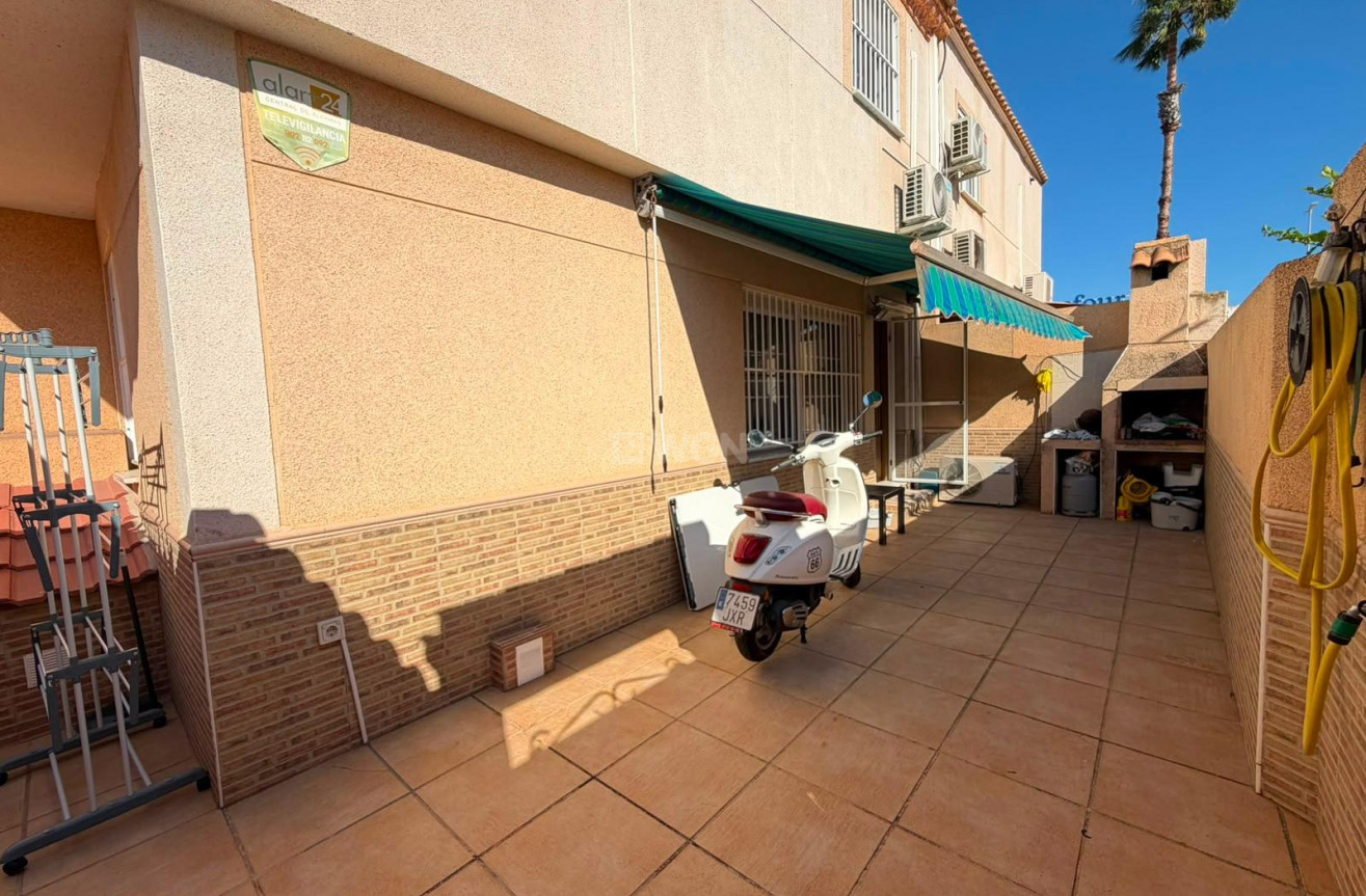 Reventa - Villa - Torrevieja - Carrefour